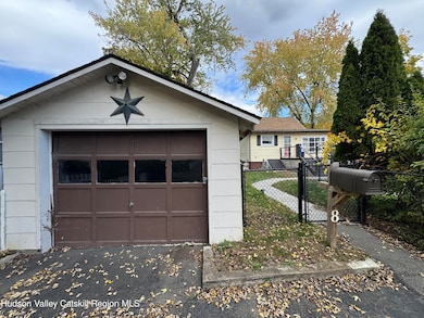 8 E Marie St, Hudson, NY 12534 - photo 2