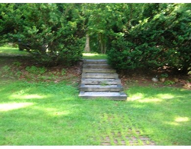 155 Henshaw St, Leicester, MA 01524 - photo 2