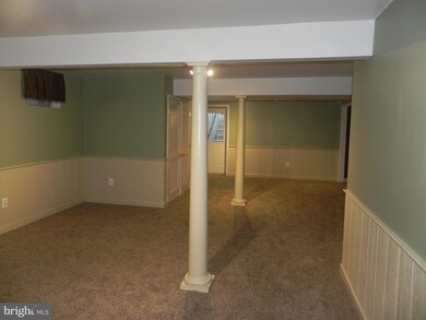 8800 Sumner Grove Dr, Laurel, MD 20708 - photo 7