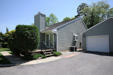 19D Mulberry Court - Side Angle
