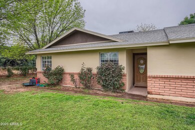 07 Exterior Front Entry