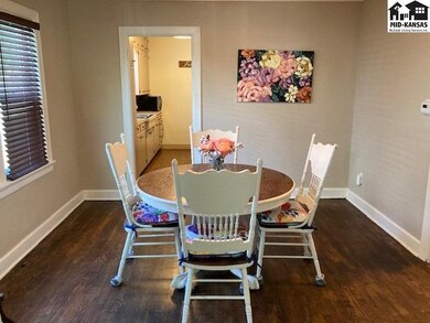 130 N Charles St, McPherson, KS 67460 - photo 5