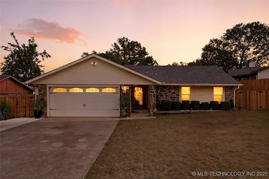 1503 Briarwood Ln, Henryetta, OK 74437 - photo 7