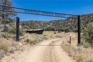 3151 Castle Creek Rd, Maricopa, CA 93252 - photo 7