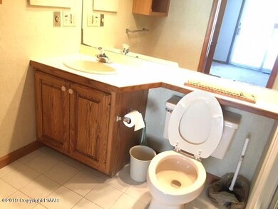 56 Village Dr, Stroudsburg, PA 18360 - photo 7