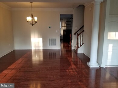 7624 Elmcrest Rd, Hanover, MD 21076 - photo 3