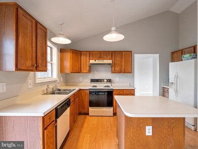 13 Atina Dr, Stafford, VA 22554 - photo 4