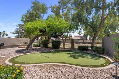 35-Putting green