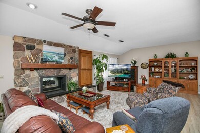 12703 Bidelman Rd Three Rivers-large-006