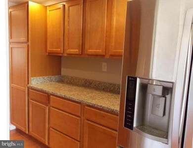 6027 Bonnie Bern Ct, Burke, VA 22015 - photo 5