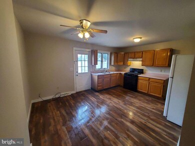 159 S 4th St, Columbia, PA 17512 - photo 5
