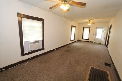 713 S 29th St, Mattoon, IL 61938 - photo 4