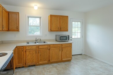 764-766 N 10th St-106