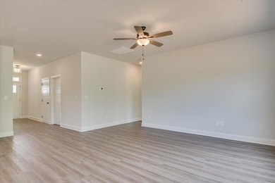 404 Mill Stone Ln, North Augusta, SC 29860 - photo 6