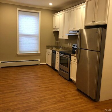 565 Main St unit 6, Stroudsburg, PA 18360 - photo 4