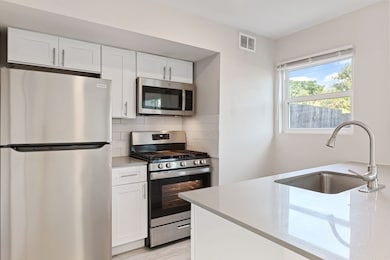 5005 Manor Rd unit 121, Austin, TX 78723 - photo 6