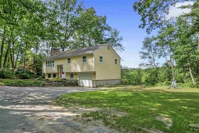 32 Hall Rd, Londonderry, NH 03053 - photo 2