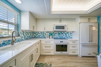 1621 S Lake Ave unit 3, Clearwater, FL 33756 - photo 4