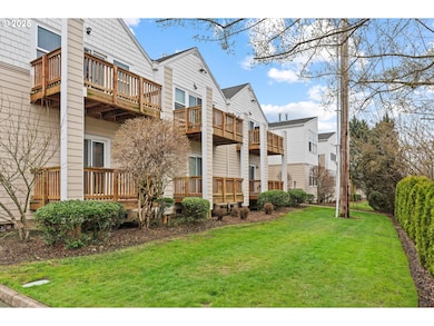 15723 NE Beech 3b St, Portland, OR 97230 - photo 2