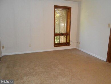44691 White Oak Ct unit 512, California, MD 20619 - photo 5