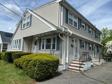 7 Lydon Ct unit 1, Woburn, MA 01801 - photo 2