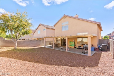 8370 Lost Lake Ct, Las Vegas, NV 89147 - photo 5