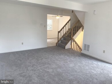 649 Glynlee Ct, Reisterstown, MD 21136 - photo 4