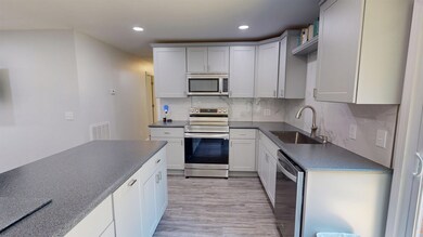 136 Sparkstown Dr, Enoree, SC 29335 - photo 5