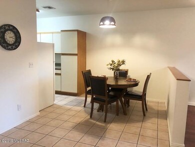 1205 E Greenlee Rd unit 5, Tucson, AZ 85719 - photo 5