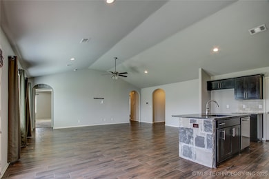 7319 S Laurel Place, Broken Arrow, OK 74011 - photo 5