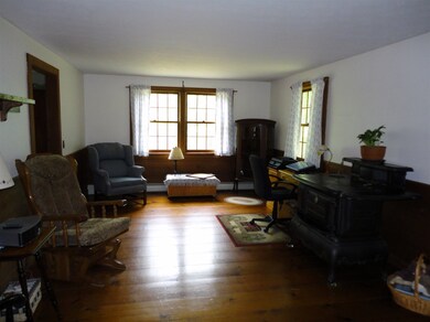 185 Mont Vernon Rd, Milford, NH 03055 - photo 5