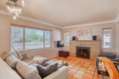 LIVING AREA/GREAT ROOM