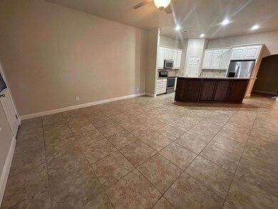 553 W Oak St, Decatur, TX 76234 - photo 4