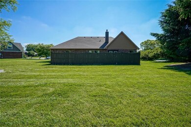 6284 Woodcrest Dr, Avon, IN 46123 - photo 5