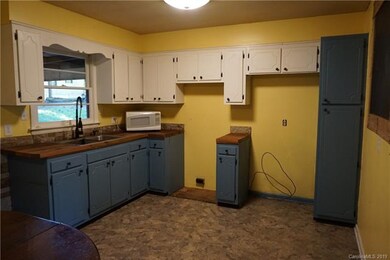 308 New Leicester Hwy, Asheville, NC 28806 - photo 6