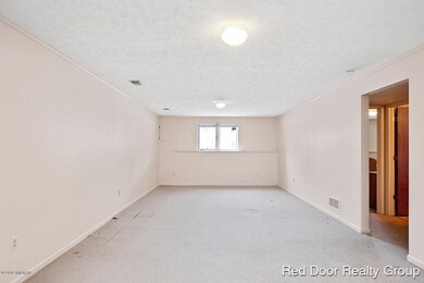 698 Gardenview Dr SW unit 89, Byron Center, MI 49315 - photo 7