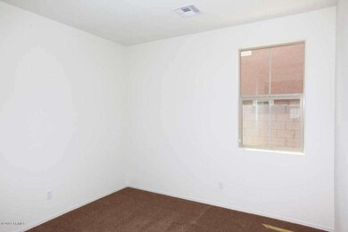 3rd Bedroom (2)