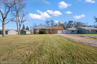 38226 S Groesbeck Hwy, Clinton Township, MI 48036 - photo 5