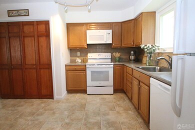 745B Marlton Rd unit C, Monroe Township, NJ 08831 - photo 3