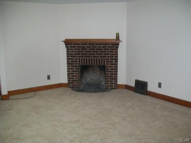 297 California Rd, Quakertown, PA 18951 - photo 4