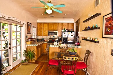 2209 E 3rd St, Tucson, AZ 85719 - photo 3