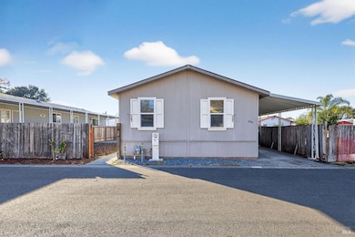 104 Leisure Park Cir, Santa Rosa, CA 95401 - photo 3