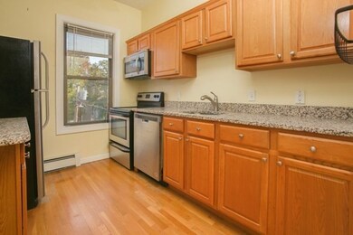 15 Trowbridge St unit 9, Cambridge, MA 02138 - photo 4