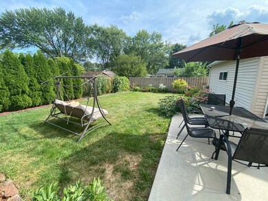 3715 Wren Ln, Rolling Meadows, IL 60008 - photo 3