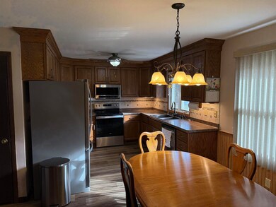 W7677 Stacey Ln, Whitewater, WI 53190 - photo 5