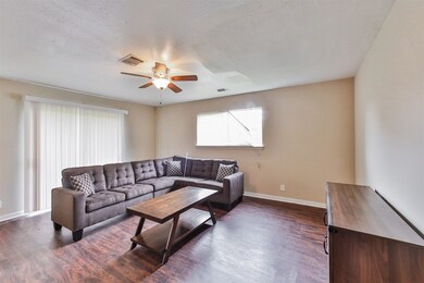 10338 Cheeves Dr, Houston, TX 77016 - photo 4