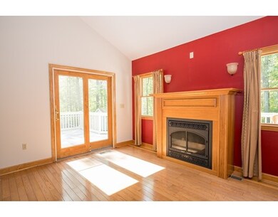 353 Birchbark Dr, Hanson, MA 02341 - photo 4