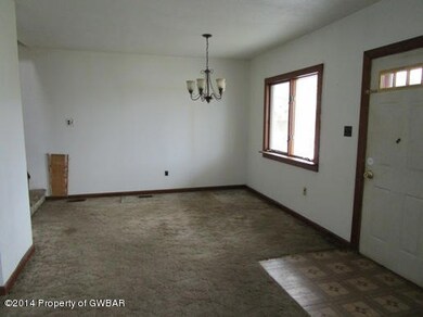 82 Simon Block Ave 015