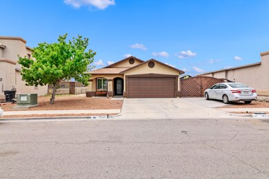 14213 Desert Stone Dr, Horizon City, TX 79928 - photo 3