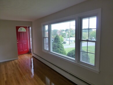 31 Mary Ann Dr, Worcester, MA 01606 - photo 2